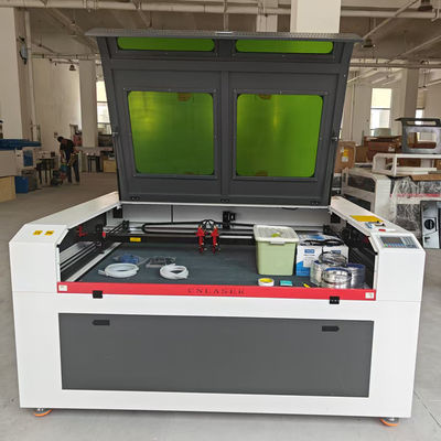 1600*1000mm 100W 150W Çift Başlı CO2 Lazer Kesicisi Ahşap Akrilik Kauçuk için 4 Başlı